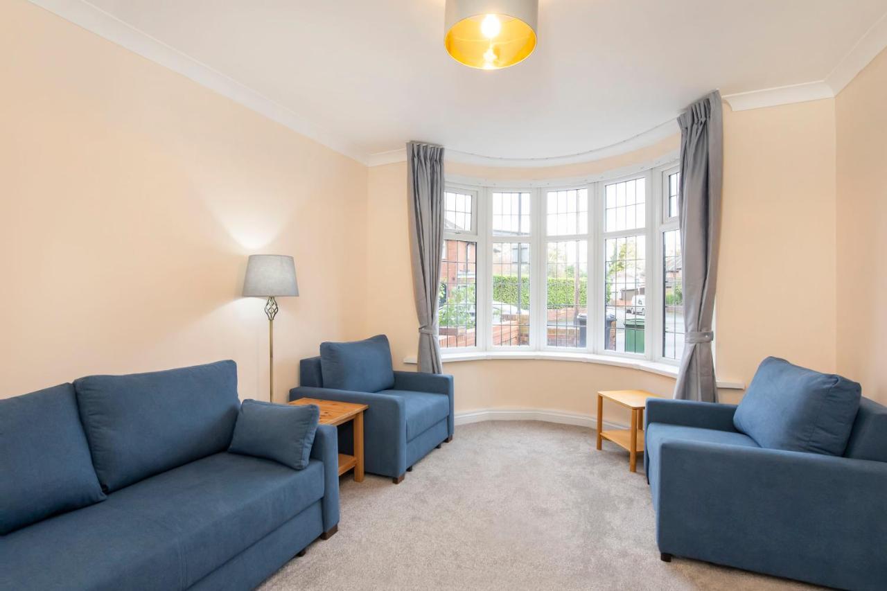 Five Bedroom Holiday House York Centre - Peace House - 56 Sycamore Terrace Экстерьер фото