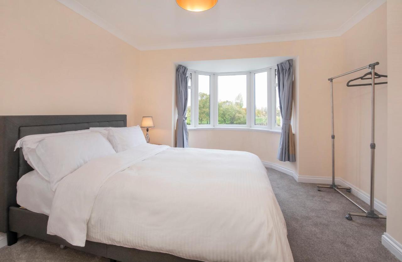 Five Bedroom Holiday House York Centre - Peace House - 56 Sycamore Terrace Экстерьер фото