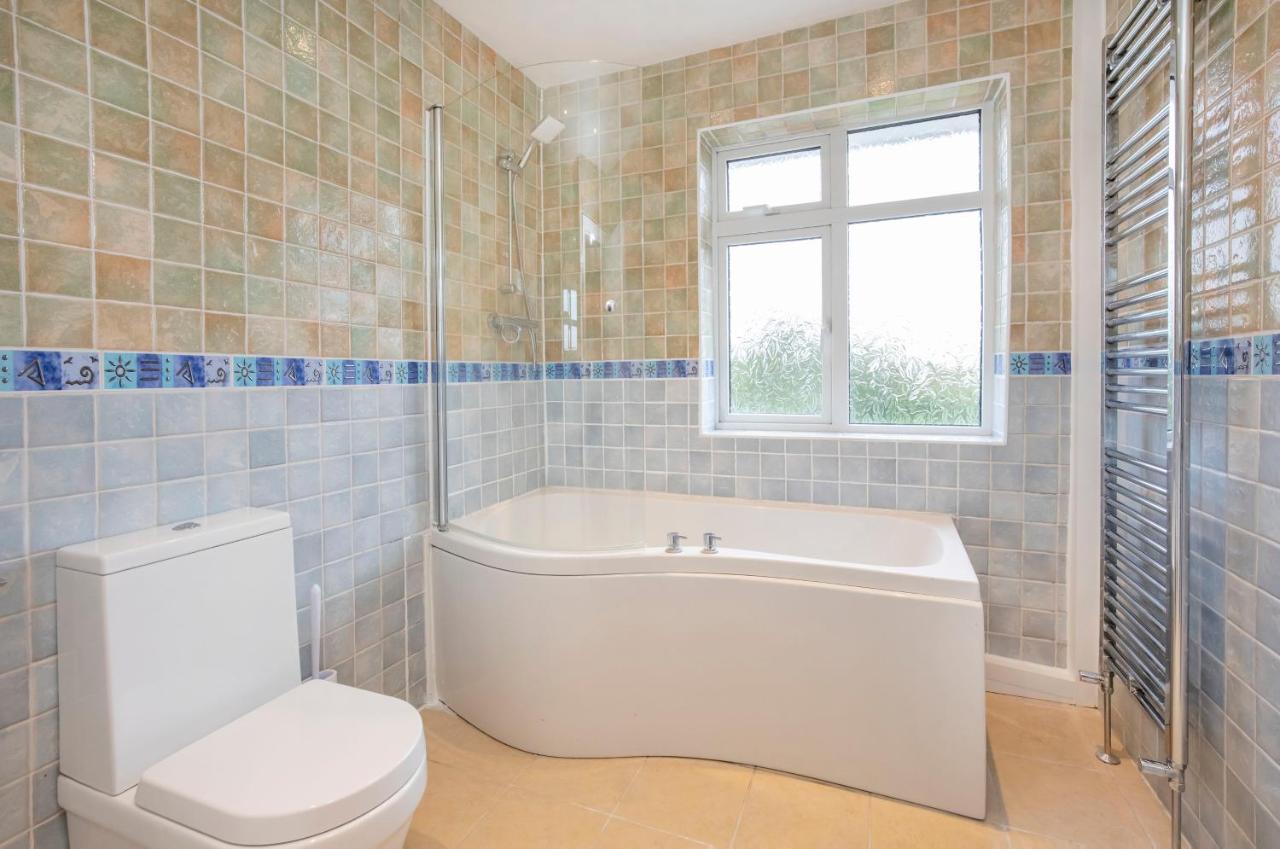 Five Bedroom Holiday House York Centre - Peace House - 56 Sycamore Terrace Экстерьер фото